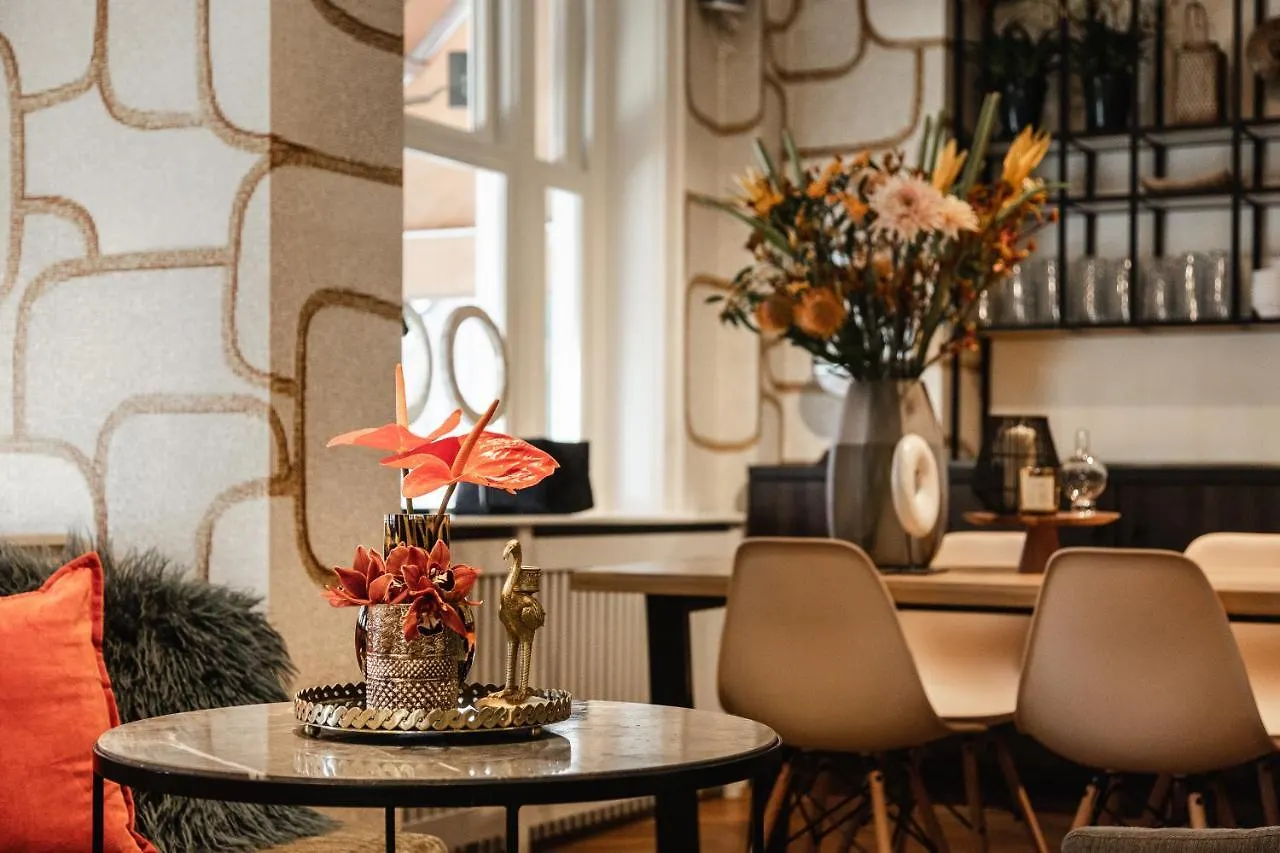 The Delphi - Amsterdam Townhouse Hotel 4*,